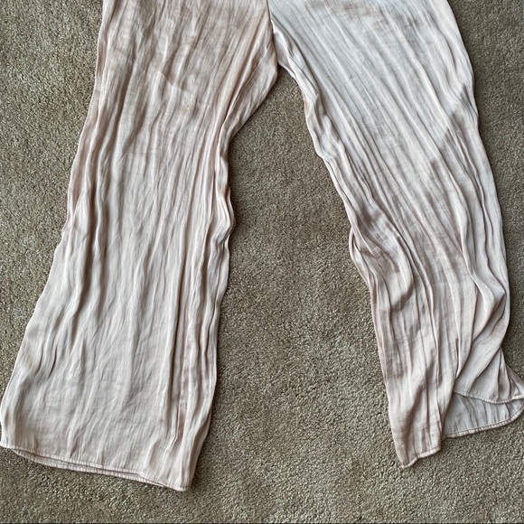 One Piece Pants - Picture 3 of 5